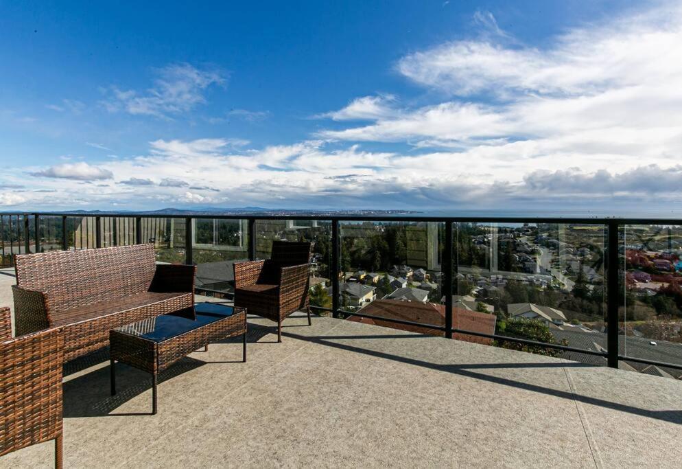 Eagle'S View Penthouse Lejlighed Victoria Eksteriør billede
